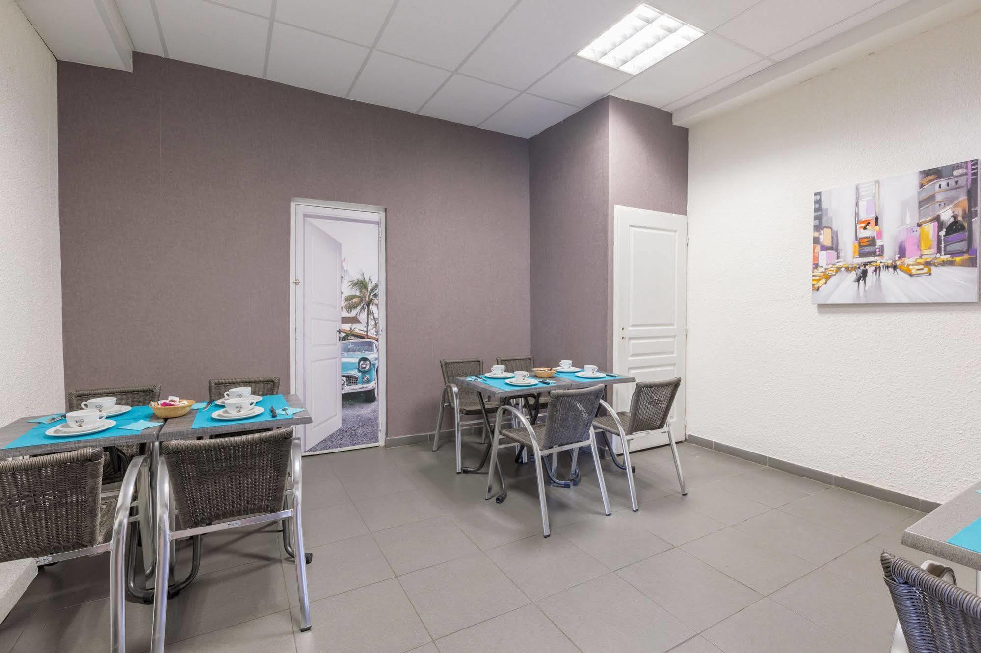 Alp'Hotel Voreppe Ngoại thất bức ảnh