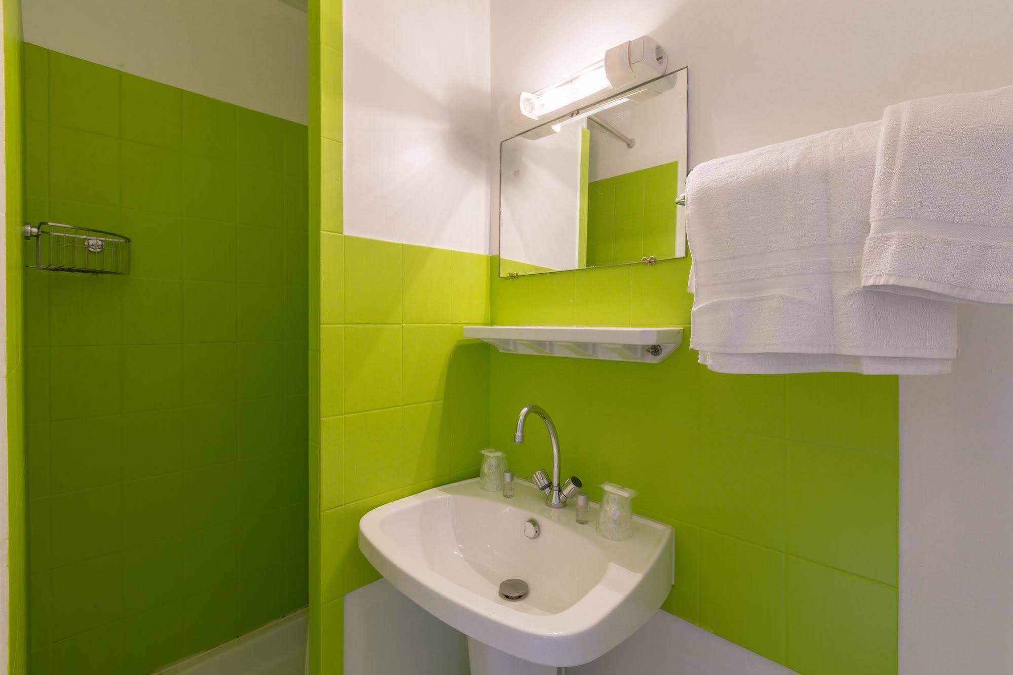 Alp'Hotel Voreppe Ngoại thất bức ảnh