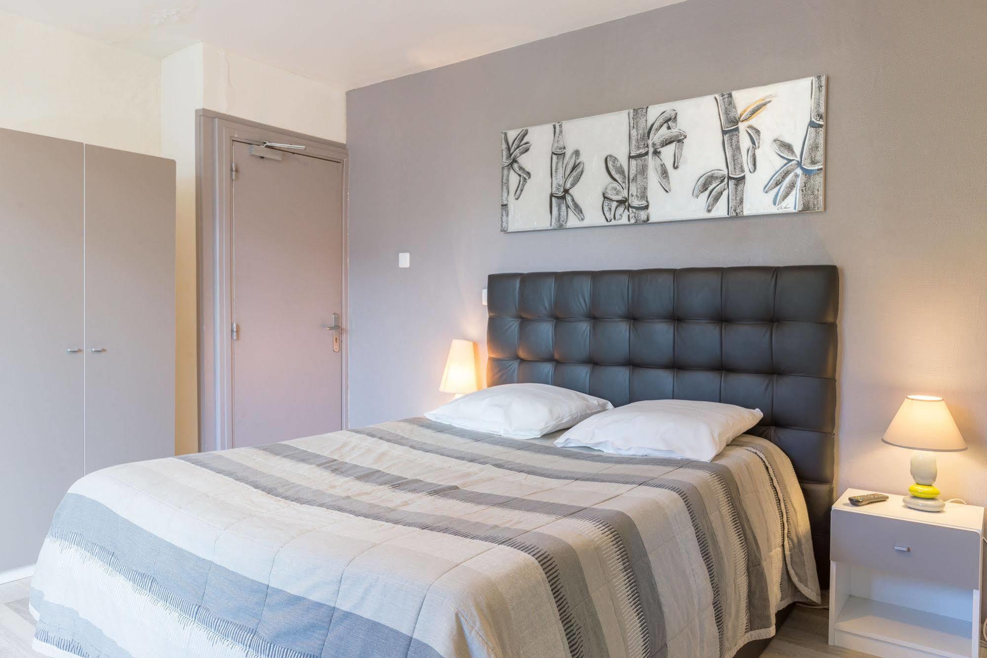 Alp'Hotel Voreppe Ngoại thất bức ảnh
