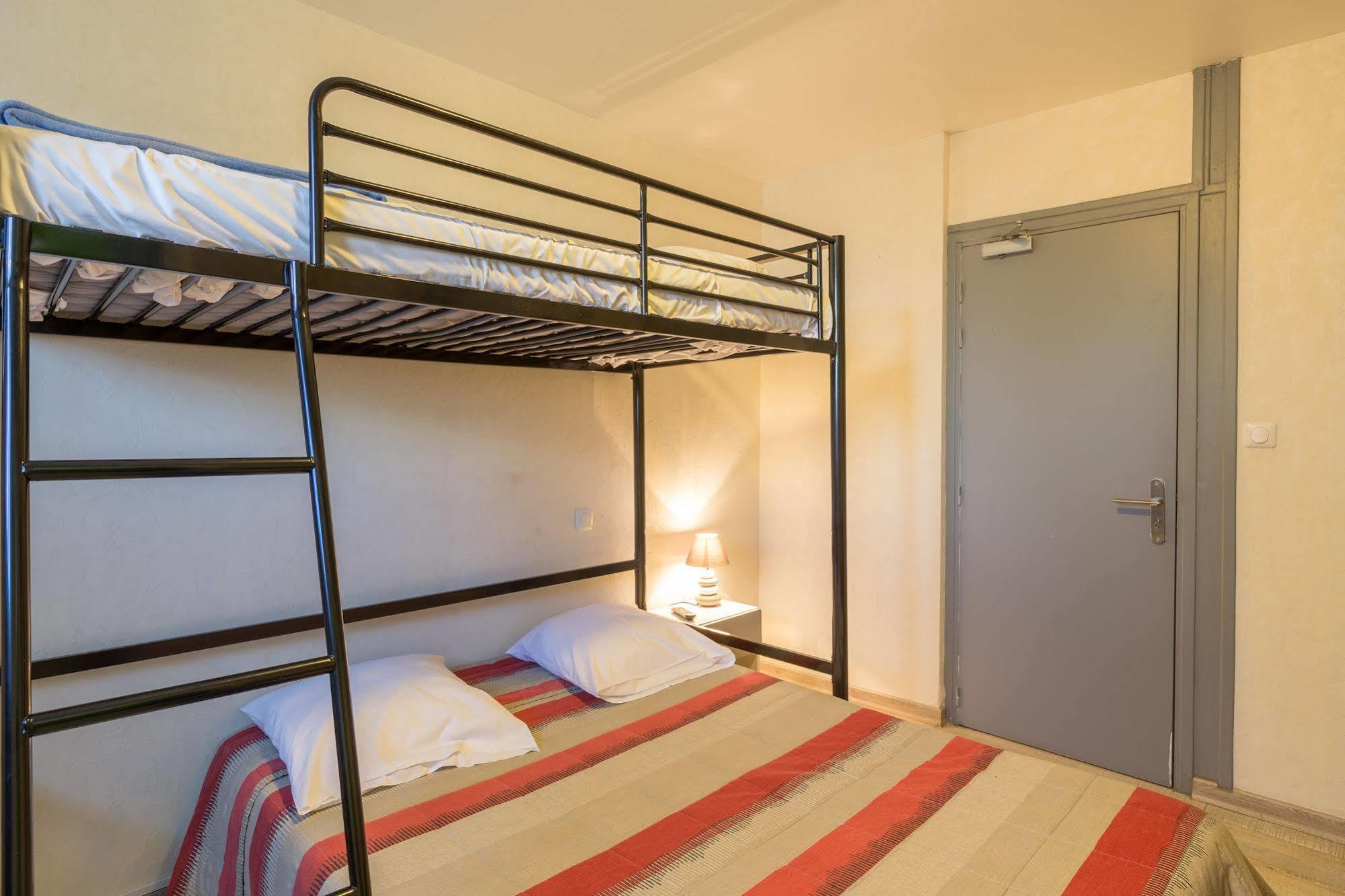 Alp'Hotel Voreppe Ngoại thất bức ảnh