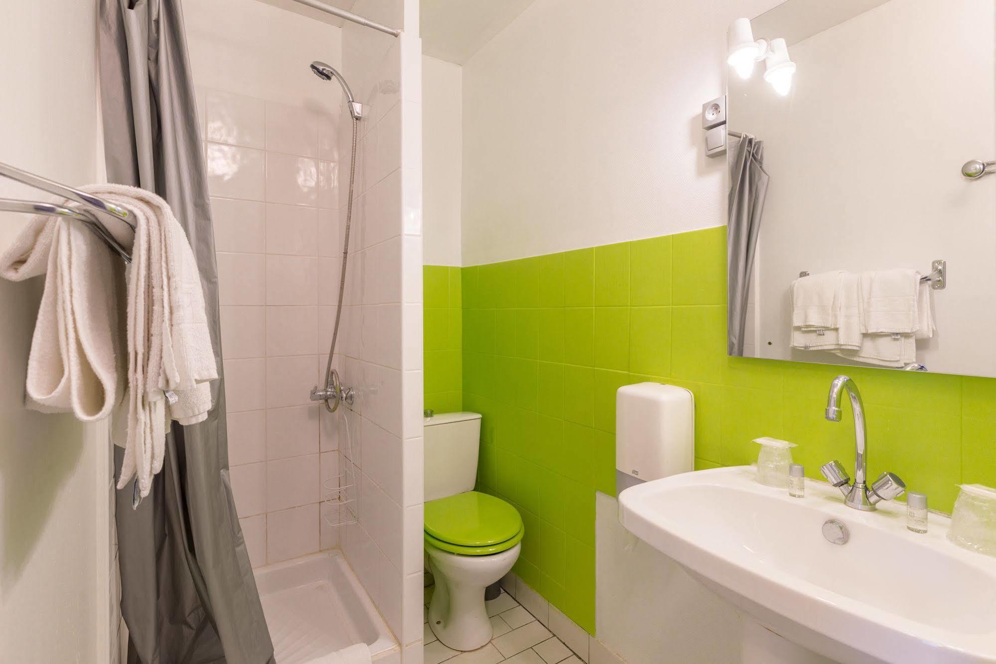 Alp'Hotel Voreppe Ngoại thất bức ảnh